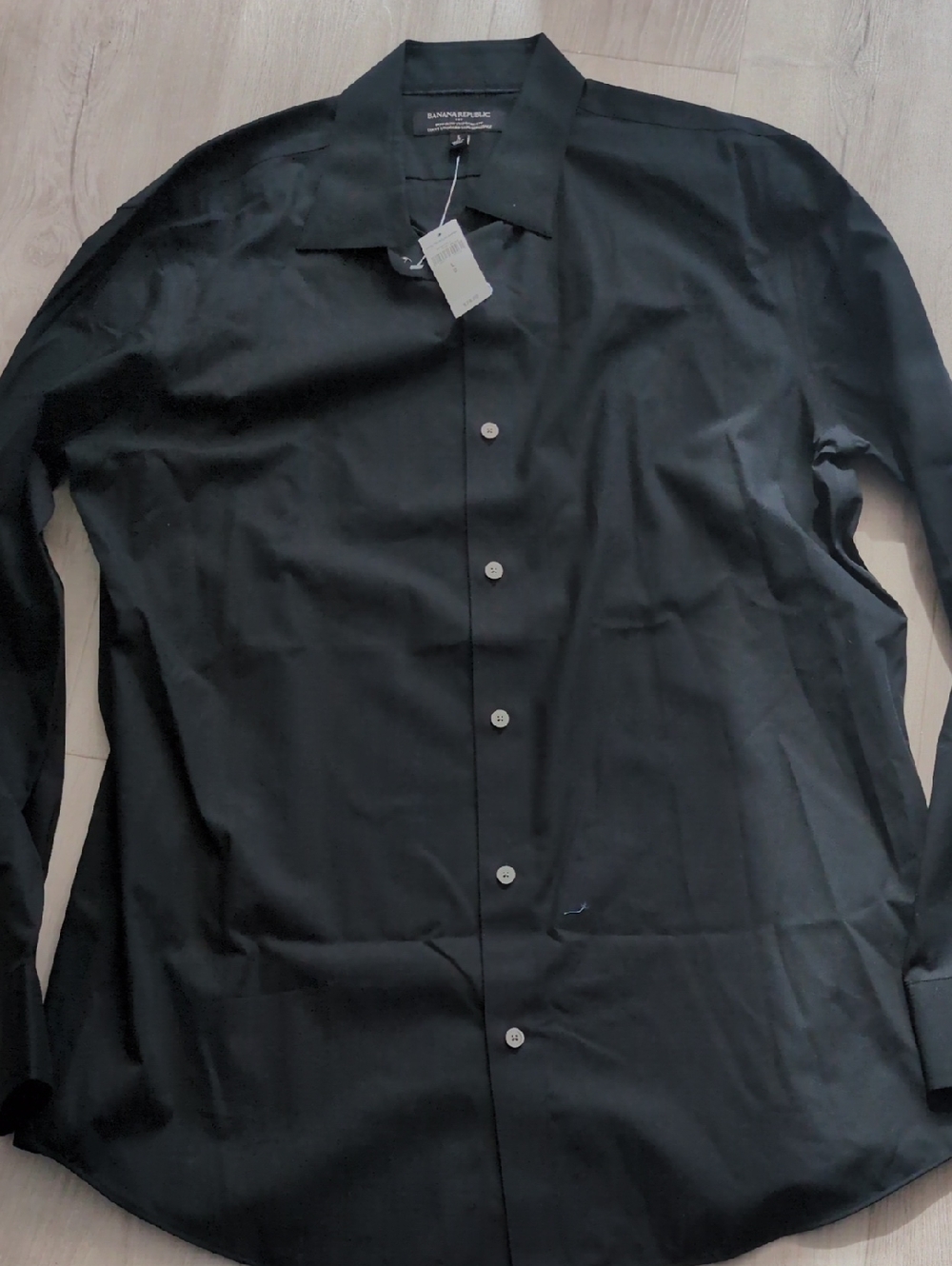 Banana Republic Men's Solid Black Dress Shirt - Spread Collar